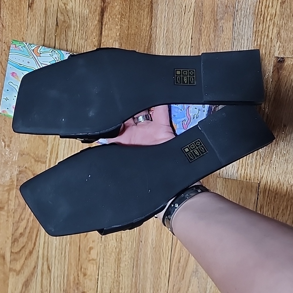 Jeffrey Campbell satin chain flat sandals size 41/11. - Picture 6 of 8